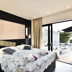 Stunning Home In Makarska With Wifi