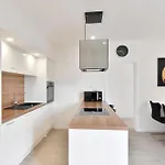 Stunning Home In Makarska With Wifi